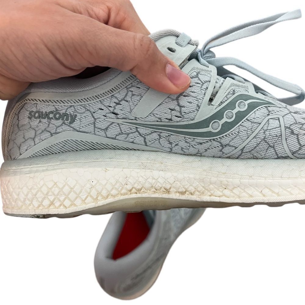 Saucony Hurricane Iso 5 Women's Running Shoe in Light Blue - Picture 6 of 10